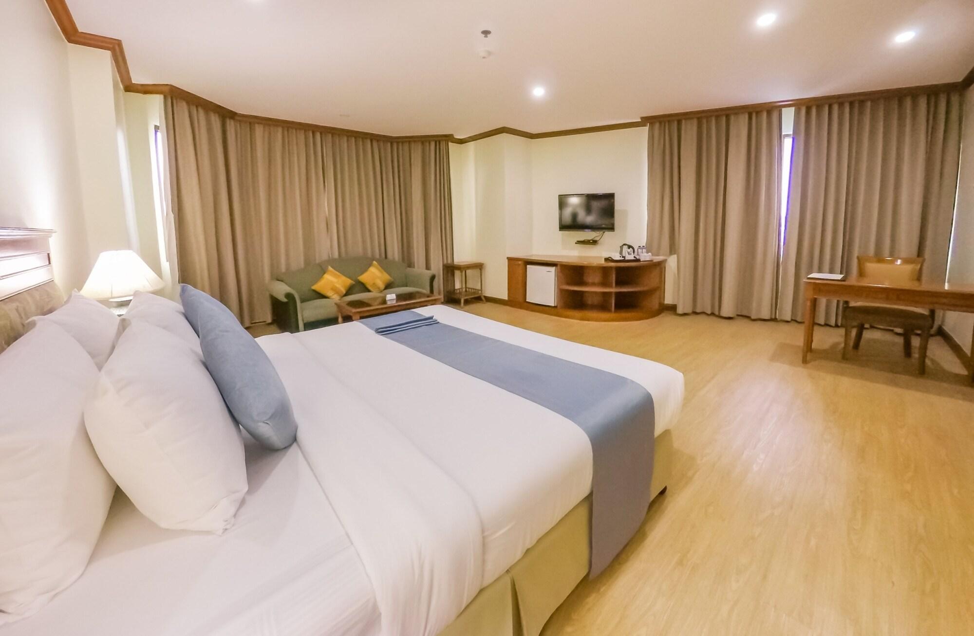 Star Convention Hotel 4*